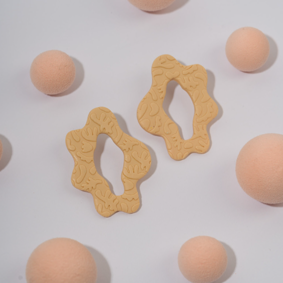 Kolczyki z gliny - kolczyki ręcznie robione - prezent dla architekta - pomysł na prezent do 100zł - kreatywny pomysł na prezent -prezent dla osoby kreatywnej - nietypowy prezent do 100 zł